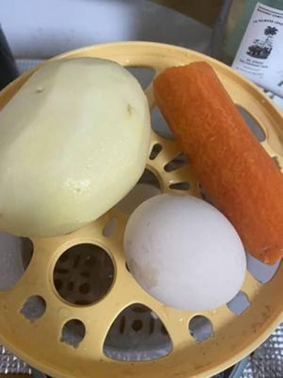 salad khoai tây nghiền trứng, món salad ngon, món ngon mỗi ngày 