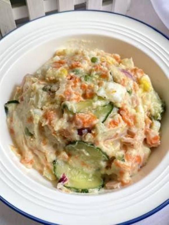 salad khoai tây nghiền trứng, món salad ngon, món ngon mỗi ngày 