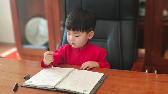 Hòa Minzy, Nữ ca sĩ, Sao Việt, Bé Bo