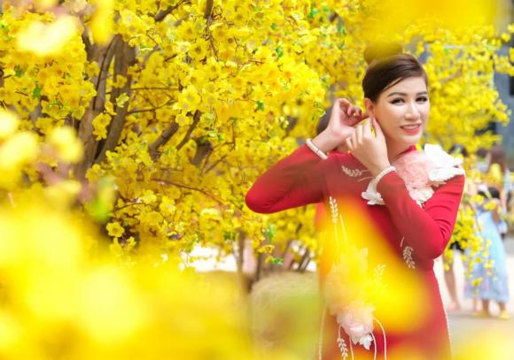 người mẫu Trang Trần, sao Việt