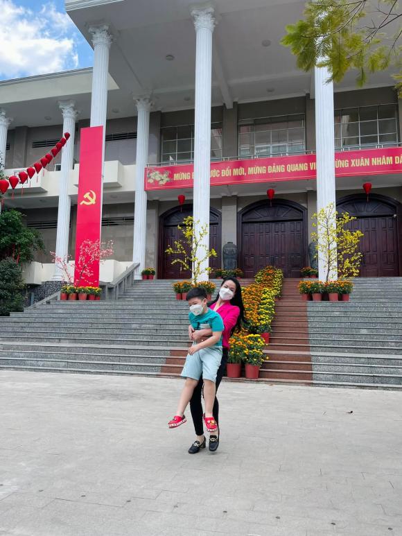nữ diễn viên nhật kim anh, sao việt