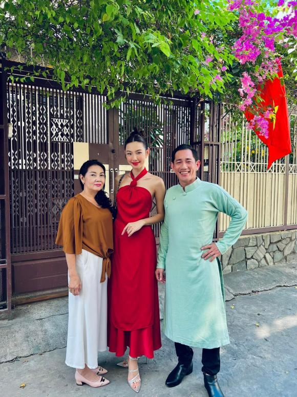Thùy Tiên, Sao Việt, Hoa hậu