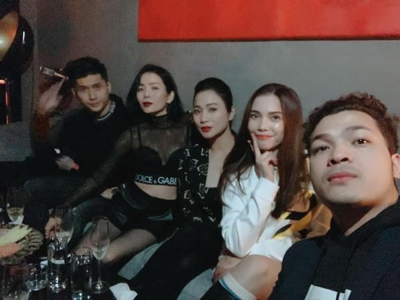 nữ ca sĩ lệ quyên, sao việt