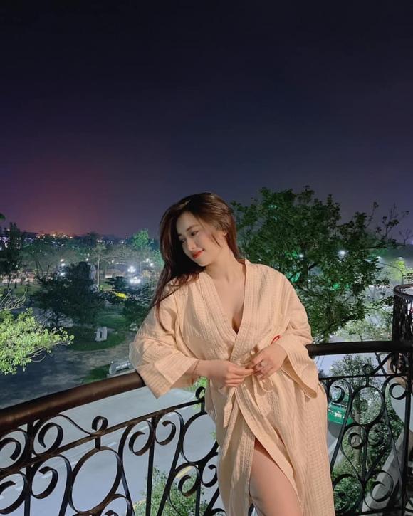 Chị ong vàng,mc thúy quỳnh,btv hữu bằng