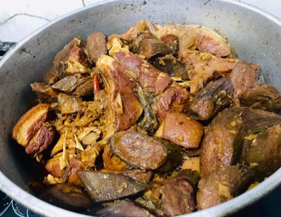 cá kho chuối, cách làm cá kho chuối, món ngon 