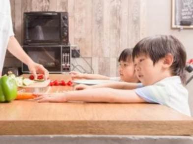 ứng xử, giao tiếp, tiếp khách, làm khách