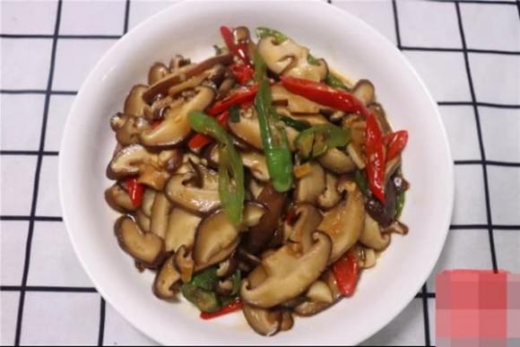 nấm xào, cách xào nấm hương ngon, món ngon mỗi ngày
