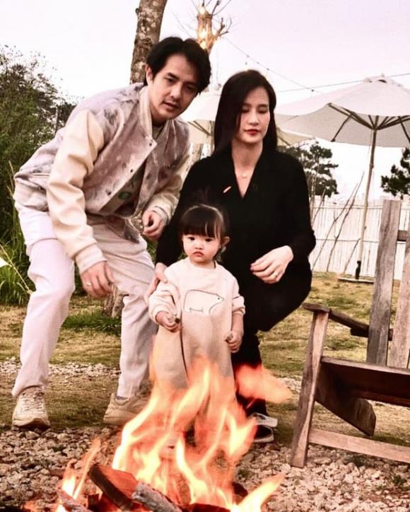 ca sĩ Đông Nhi, ca sĩ Ông Cao Thắng, con gái Đông Nhi, sao Việt