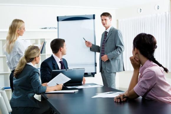 phát biểu trong buổi họp, làm gì khi lãnh đạo yêu cầu phát biểu, phát biểu trong buổi họp