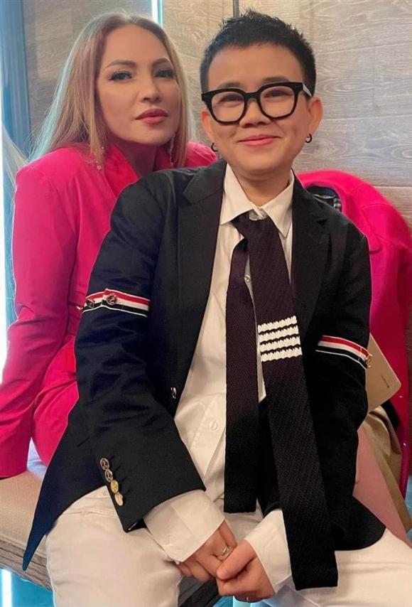  ca sĩ Thanh Hà, nhạc sĩ Phương Uyên, sao Việt
