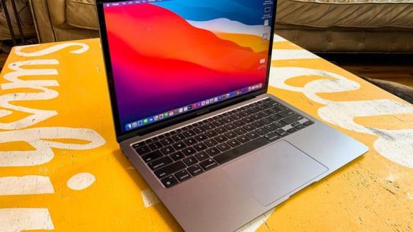 máy tính xách tay tốt nhất, máy tính tốt nhất, Apple MacBook Air M1 2020, HP Spectre x360 14, Dell XPS 13