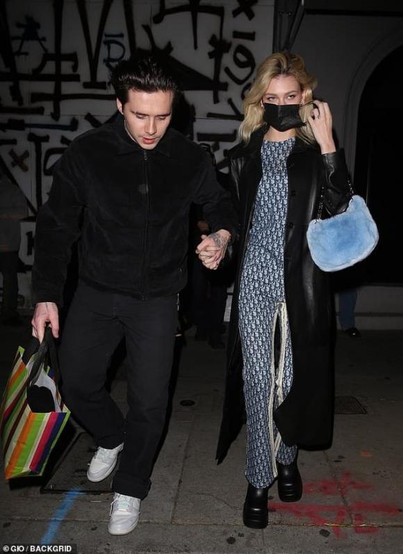 brooklyn beckham, cậu cả nhà becks, bất tài, sao hollywood 