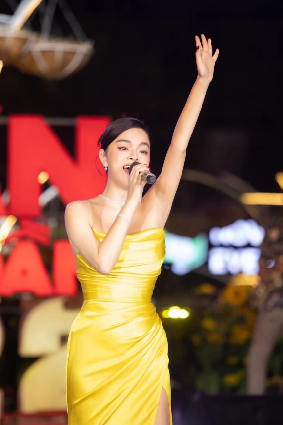 nữ ca sĩ phạm quỳnh anh,Ca sĩ Phạm Quỳnh Anh,sao Việt