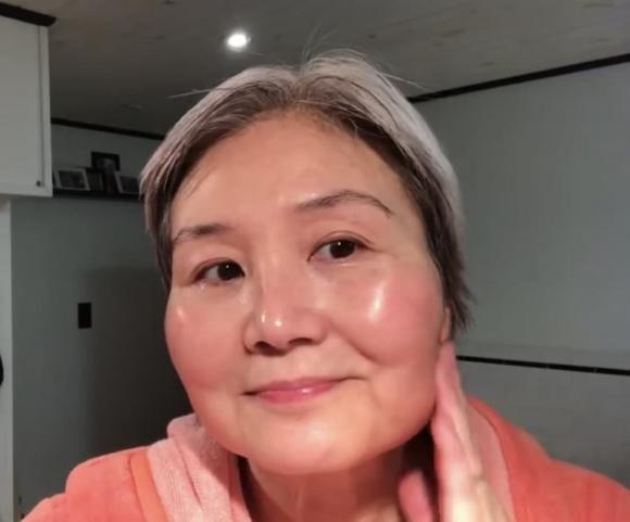 dưỡng da, beauty blogger 61 tuổi, làm đẹp