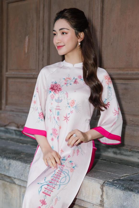 ca sĩ Hòa Minzy, sao Việt