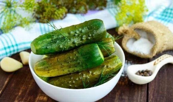phù nề, mang thai, chăm sóc bà bầu