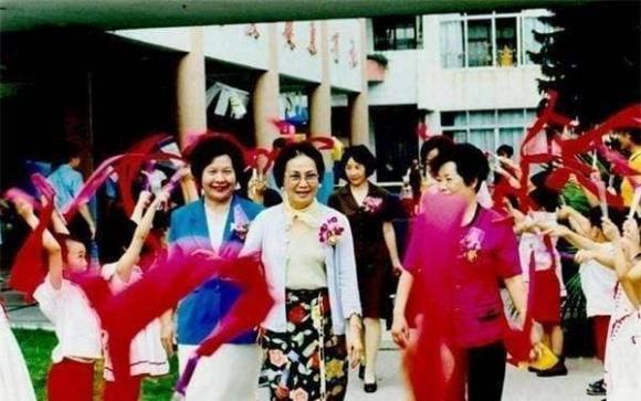 Phùng Kiên Ni, Hoắc Anh Đông, sao Hoa ngữ