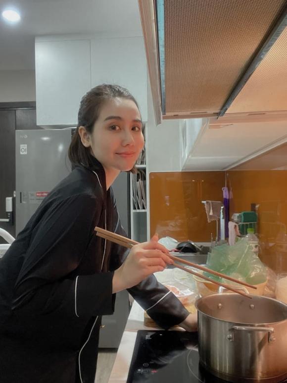 Thương ngày nắng về,huyền lizzie,nsnd lan hương,phim việt