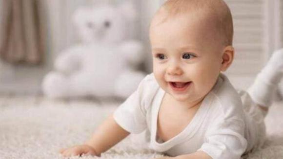 chăm sóc mắt trẻ nhỏ, chăm con, lưu ý khi chăm sóc trẻ