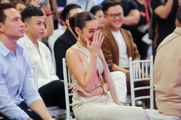 ca sĩ Hồ Ngọc Hà,nữ ca sĩ hồ ngọc hà, diễn viên Kim Lý, sao Việt