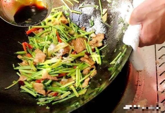 ẩm thực gia đình, món ngon mỗi ngày, thịt ba chỉ xào cần tây