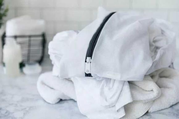 dây giày, dây giày trắng, làm sạch dây giày trắng, giặt dây giày trắng, cách làm sạch dây giày