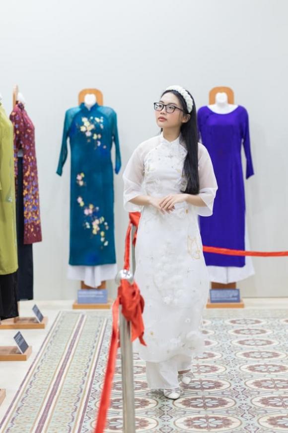 ,Ca sĩ phương mỹ chi, sao Việt