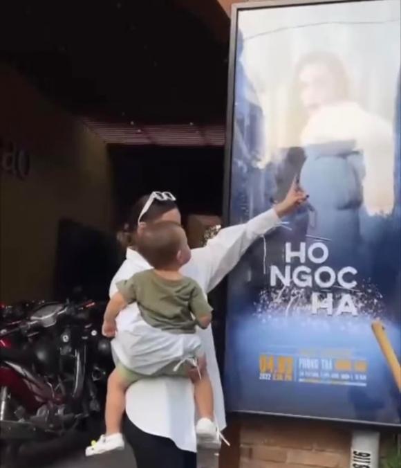 ca sĩ Hồ Ngọc Hà, sao Việt