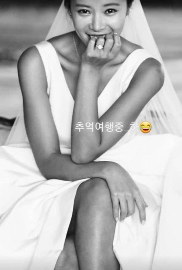 Hwang Jung Eum, Hwang Jung Eum tái hợp với chồng đại gia, Hwang Jung Eum mang thai, Gia đình là số 1, ảnh cưới của Hwang Jung Eum, sao Hàn