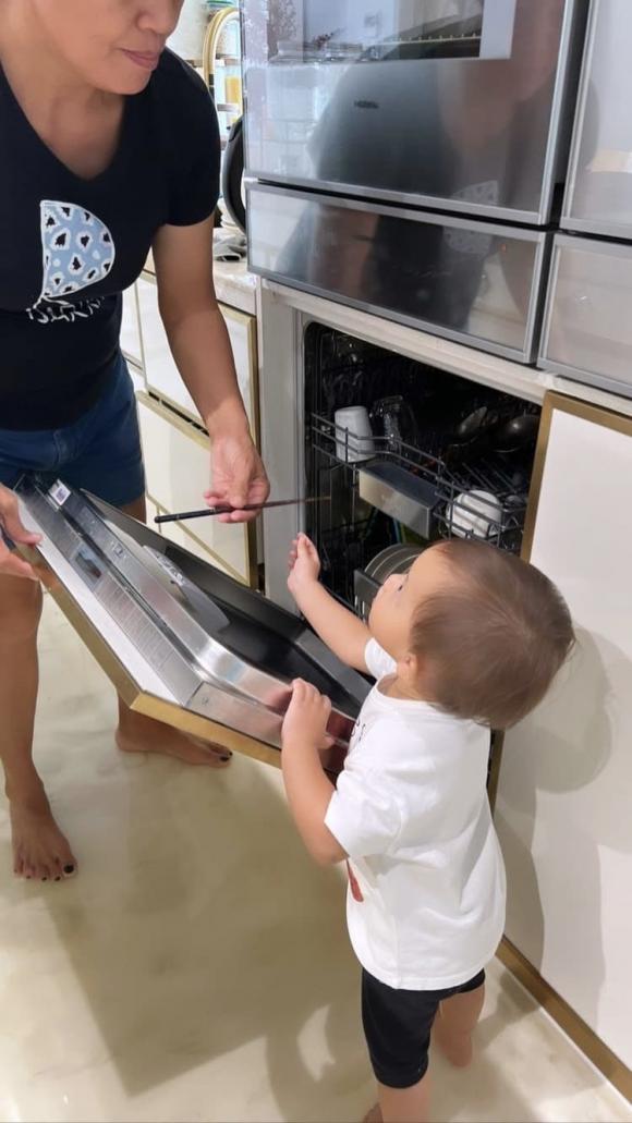 ca sĩ Hồ Ngọc Hà,nữ ca sĩ hồ ngọc hà, diễn viên Kim Lý, sao Việt