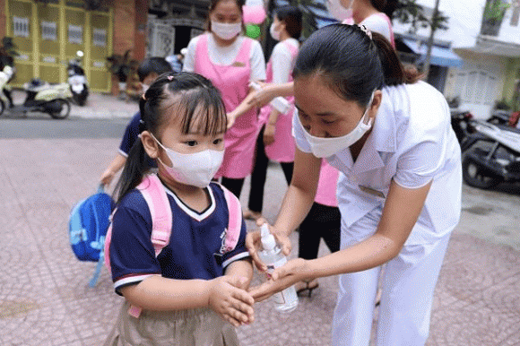 hanh-trang-cho-tre-83 (1).png 0 Fitobimbi Ferro C, sức khỏe trẻ em, bổ sung kẽm và sắt cho trẻ