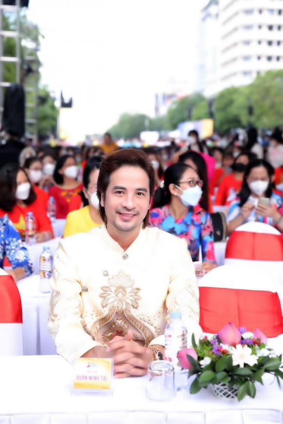 Đoàn Minh Tài, lễ hội áo dài, sao việt