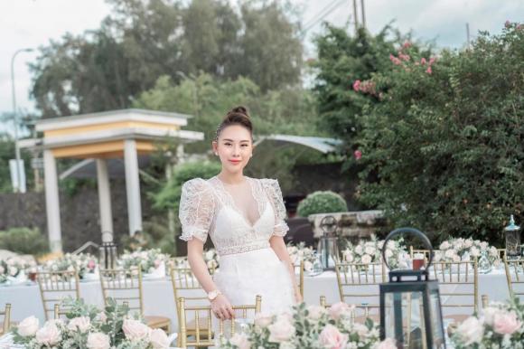 Hoa hậu Nguyễn Cao Kim Anh, Hoa hậu áo dài