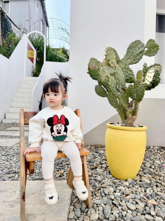 con gái đông nhi, sao việt, winnie