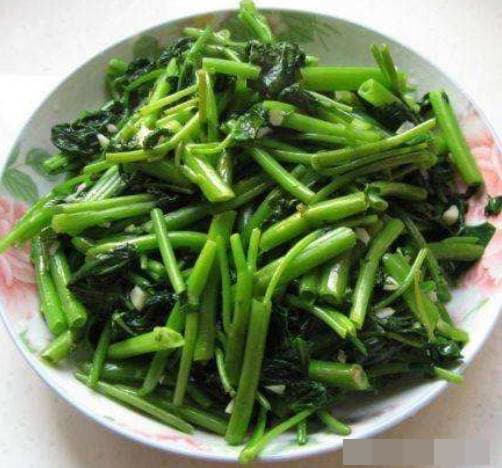 rau muống, bổ sung canxi, rau mùa xuân