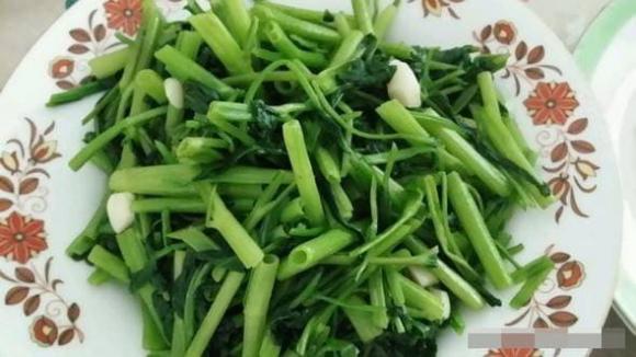 rau muống, bổ sung canxi, rau mùa xuân