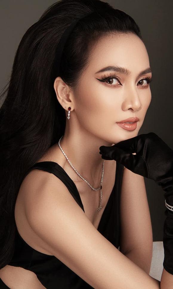 siêu mẫu Anh Thư, The Face Vietnam 2022, sao Việt