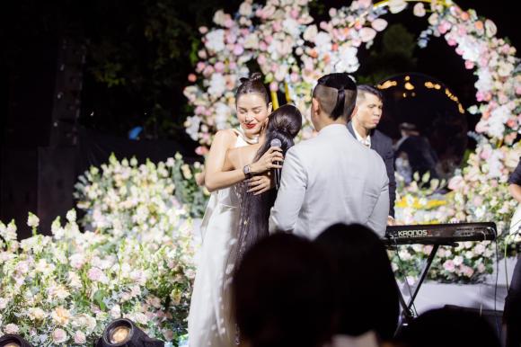 ca sĩ Phương Trinh Jolie, diễn viên Lý Bình, sao Việt