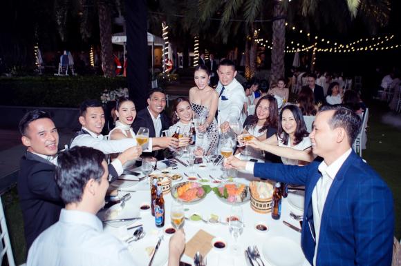 ca sĩ Phương Trinh Jolie, diễn viên Lý Bình, sao Việt