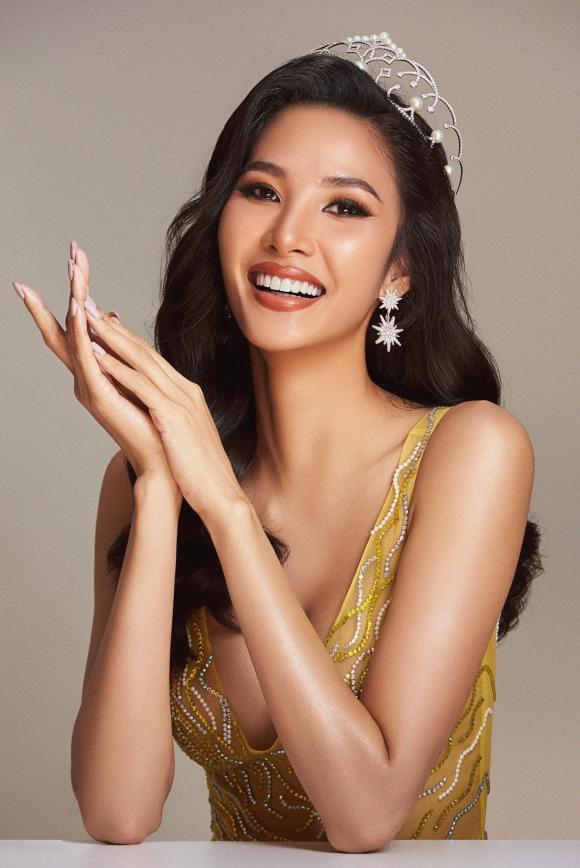 á hậu hoàng thùy, sao việt 