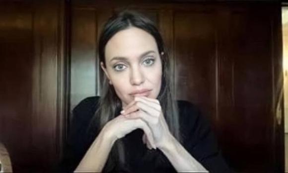 angelina jolie, thói quen ăn uống, sao hollywood 