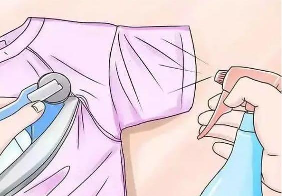 cách loại bỏ vết nhăn trên quần áo, bàn là, quần áo bị nhăn, mẹo vặt