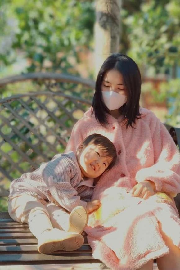 ca sĩ Hòa Minzy, sao Việt