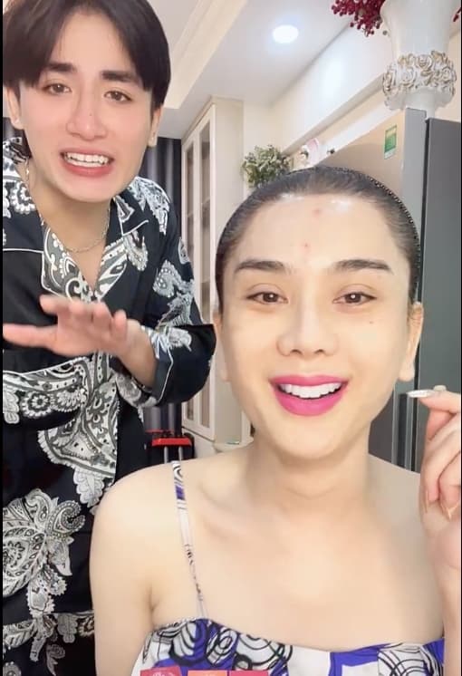 ca sĩ Lâm Khánh Chi, sao Việt