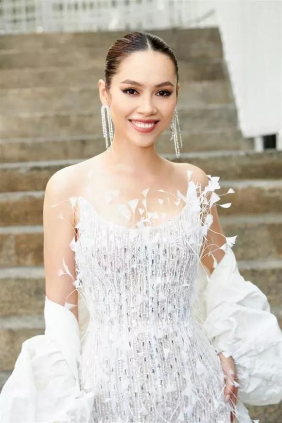 hoa hậu H'Hen Niê,