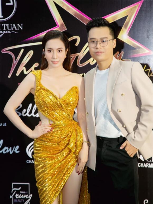 thuy-chi-do-sac-do-my-linh (1).jpeg 0 Á khôi Nguyễn Thùy, Hoa hậu Đỗ Mỹ Linh