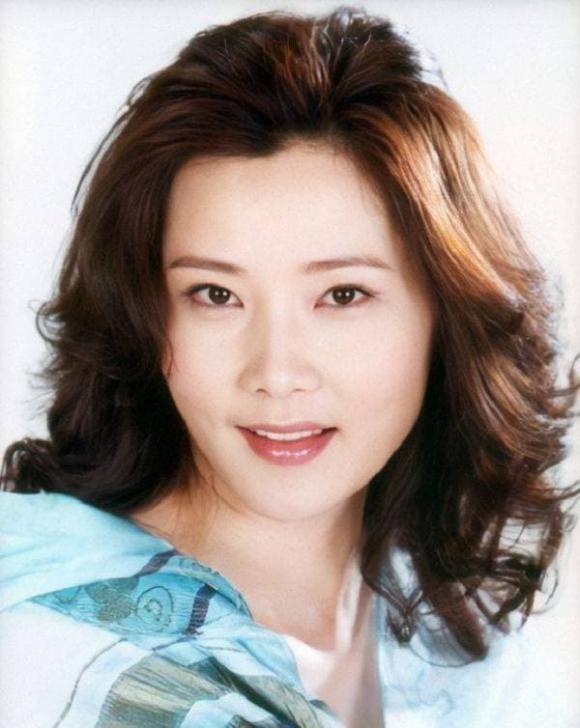sao Hoa ngữ,Hà Trại Phi