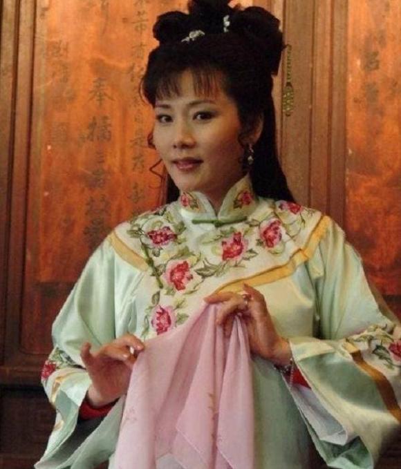 sao Hoa ngữ,Hà Trại Phi
