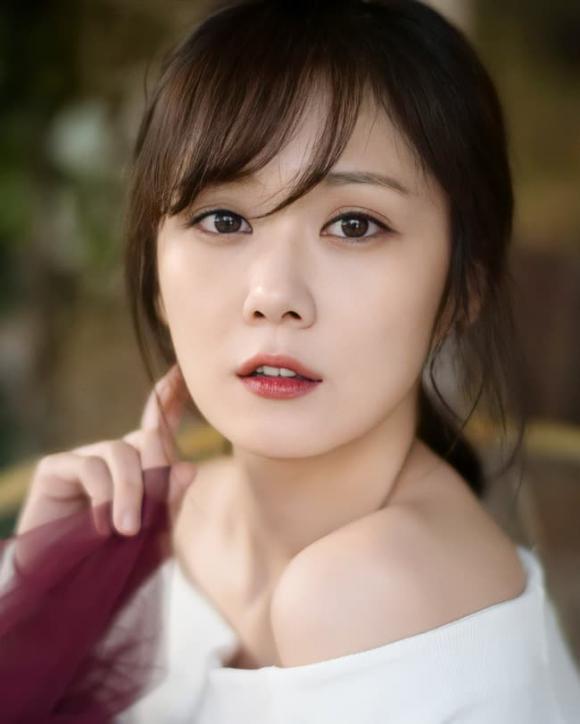 Jang Nara xinh đẹp, Jang Nara hack tuổi, Jang Nara mặt mộc, sao Hàn