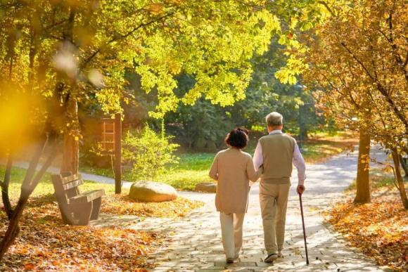 tuổi già, khoản tiết kiệm về già, để gia đình hạnh phúc, người già, khi về già
